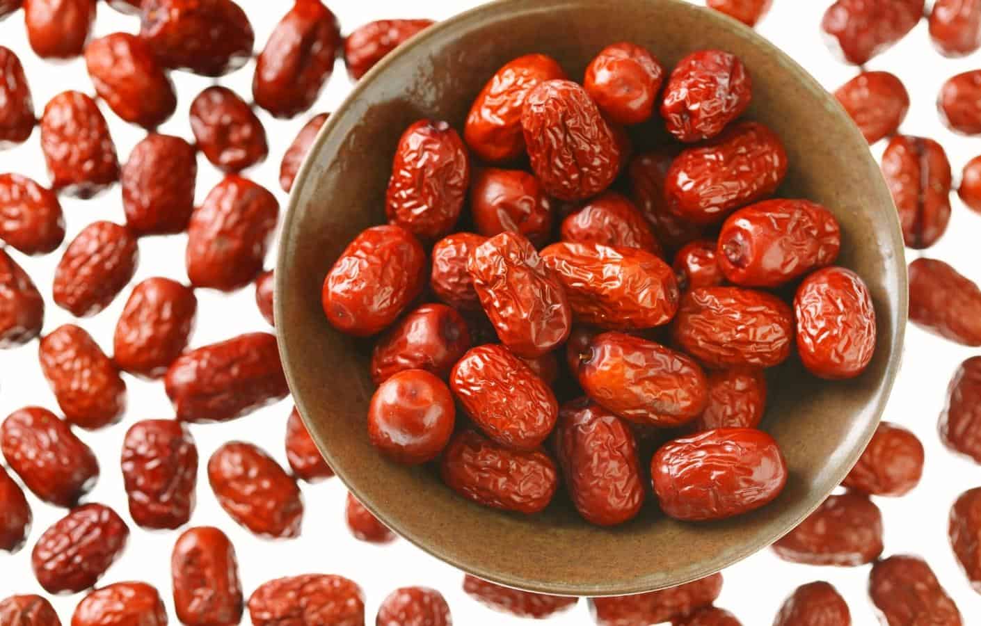 ăn táo đỏ tác dụng gì